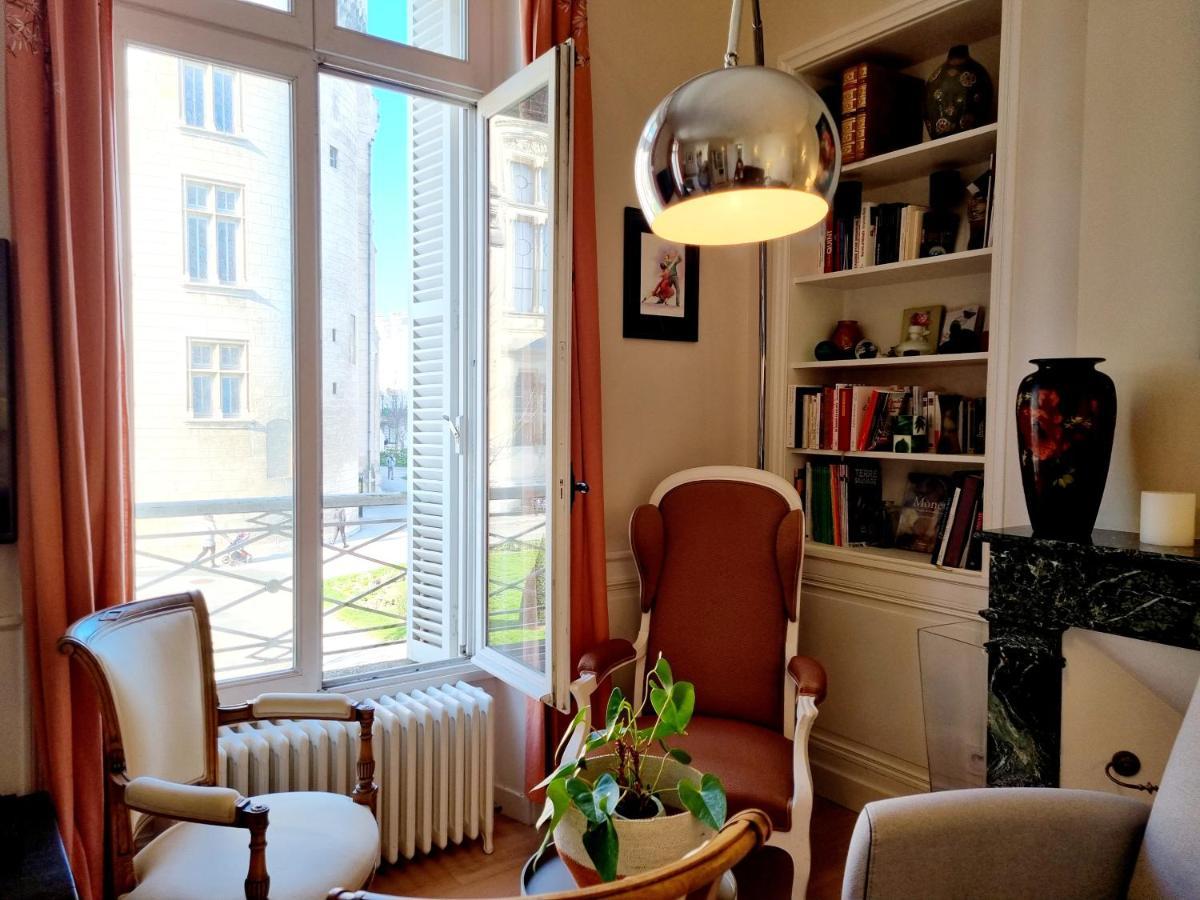 Face A L'Hotel De Ville Grand Et Lumineux Appartement Angoulême Eksteriør billede