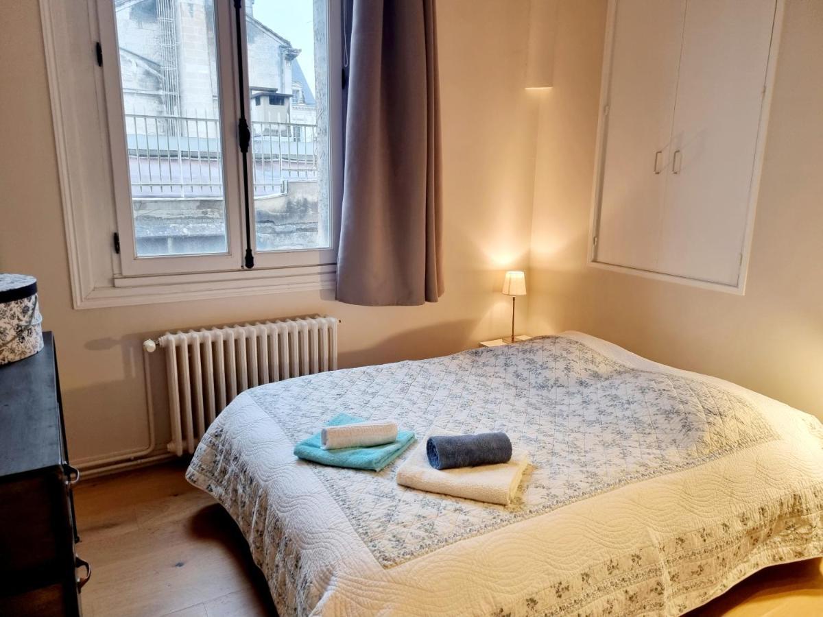 Face A L'Hotel De Ville Grand Et Lumineux Appartement Angoulême Eksteriør billede